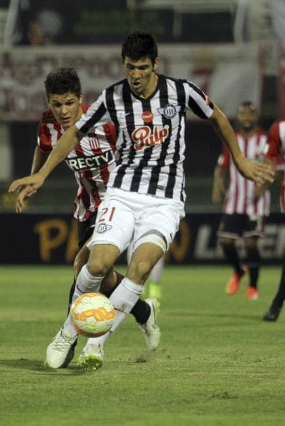 Sólo cuatro futbolistas de la nómina que enfrentará a Costa Rica y México juegan en Paraguay: Alfredo Aguilar (Guaraní), Jorge Moreira, Fabián Balbuena y Osmar Molinas (Libertad).