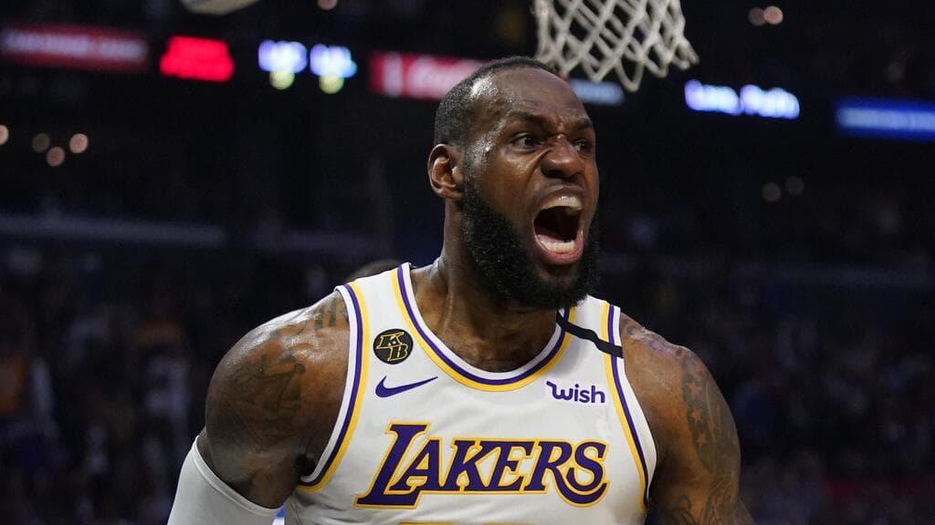 LeBron James deja entrever que jugará en los Olímpicos de París con el Dream Team