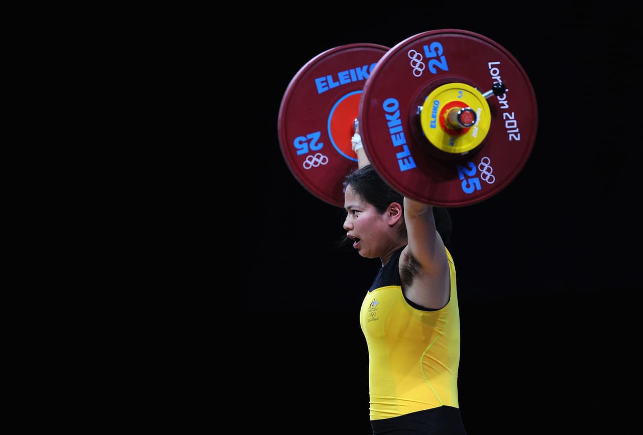 Otro hecho anecdótico que no involucra un acto en competencia se presentó en Londres-2012, con la imagen de las axilas de la levantadora de pesas australiana Seen Lee. La atleta causó toda clases de reacción, pero no por lo deportivo.