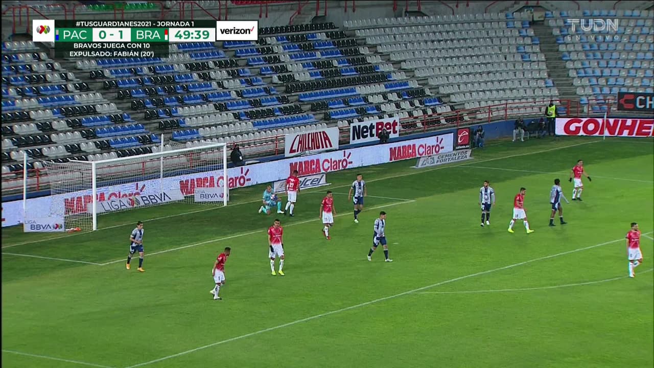 ¡TIRO ATAJADO! disparo por Matías Catalán.