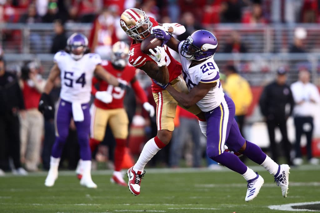 San Francisco se impone 27-10 a los Minnesota Vikings en el Levi's Stadium.