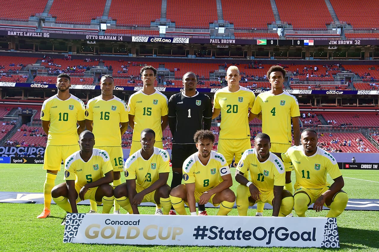 Guyana jugó con Akel Clarke; Matthew Briggs, Liam Gordon, Jordan Dover, Neill Danns, Sam Cox, Callum Harriott, Terence Vancooten, Eliott Bonds, Terell Ondaan y Emery Welshman.