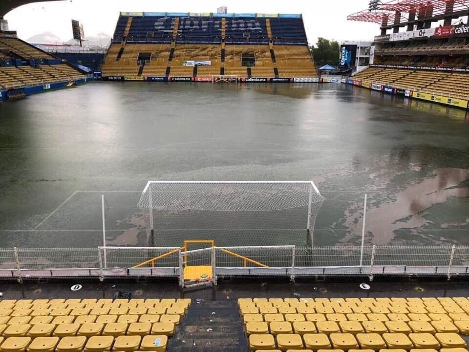 ¿La Gran Pecera? Se inundó el estadio de los Dorados de Maradona