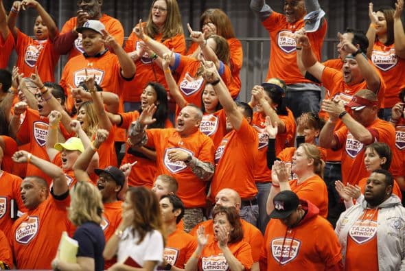 La Conferencia Nacional se impuso a la Conferencia Americana en el Tazón Latino IX y Hristo Stoichkov, para sorpresa de todos, fue reconocido como el MVP del juego, disfruta aquí de las mejores imágenes (Foto: Mario Castillo).