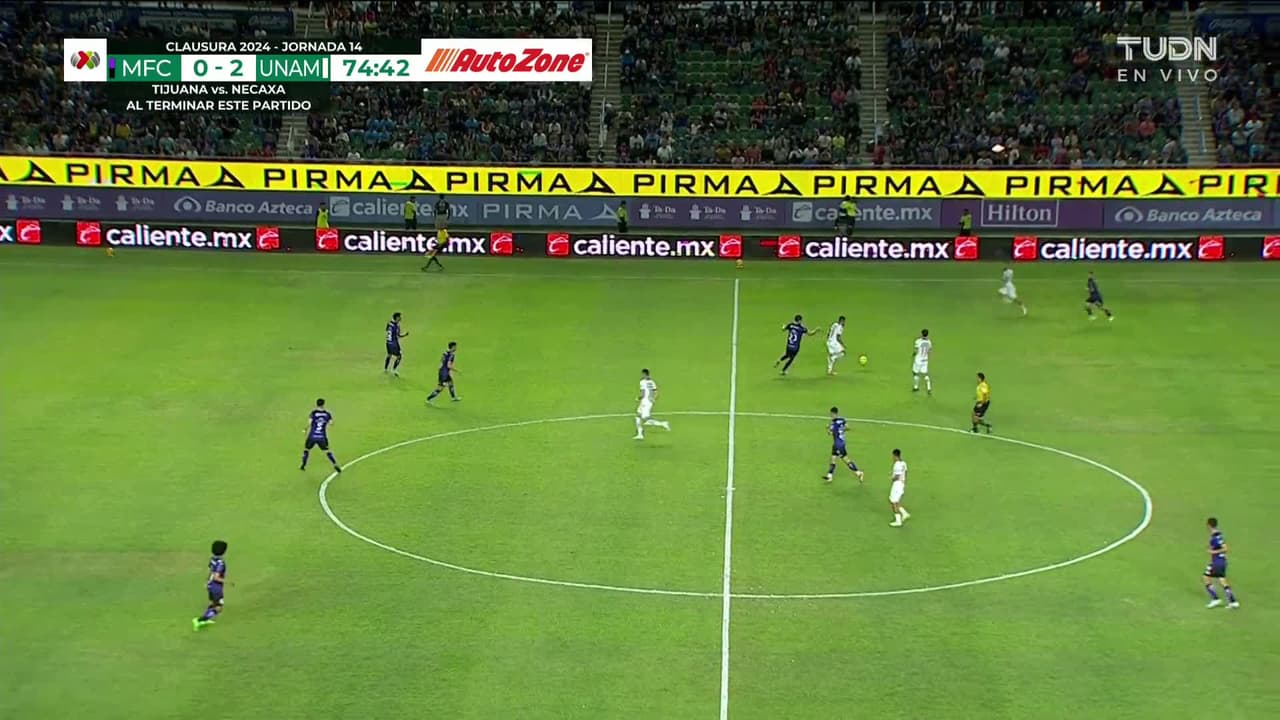 ¡TIRO ATAJADO! disparo por Eduardo Salvio.