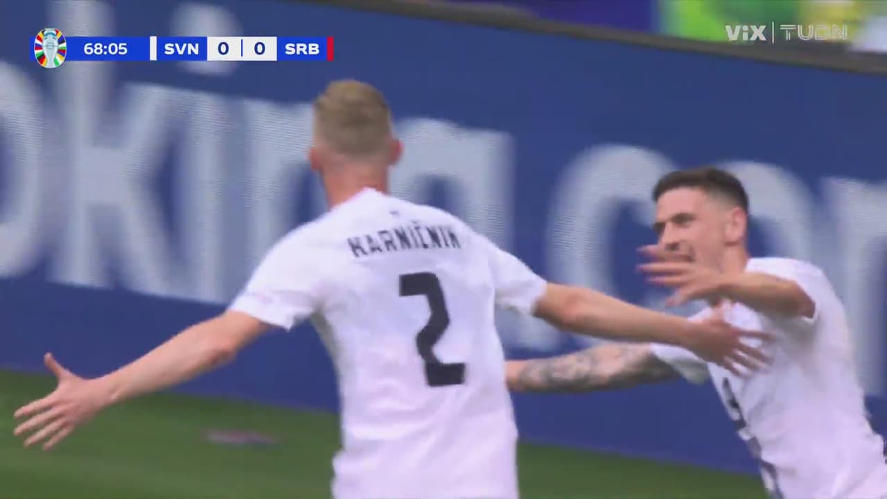 ¡Gol de Eslovenia! Karnicnik cierra la pinza para abrir el marcador