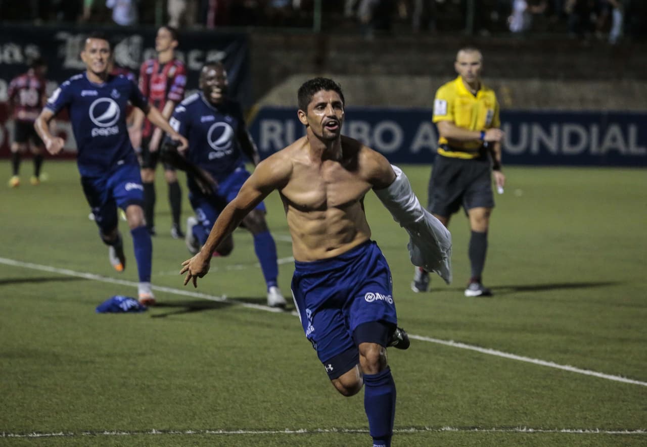 Real España, Motagua, Juticalpa y Marathón jugarán semifinales en Honduras.