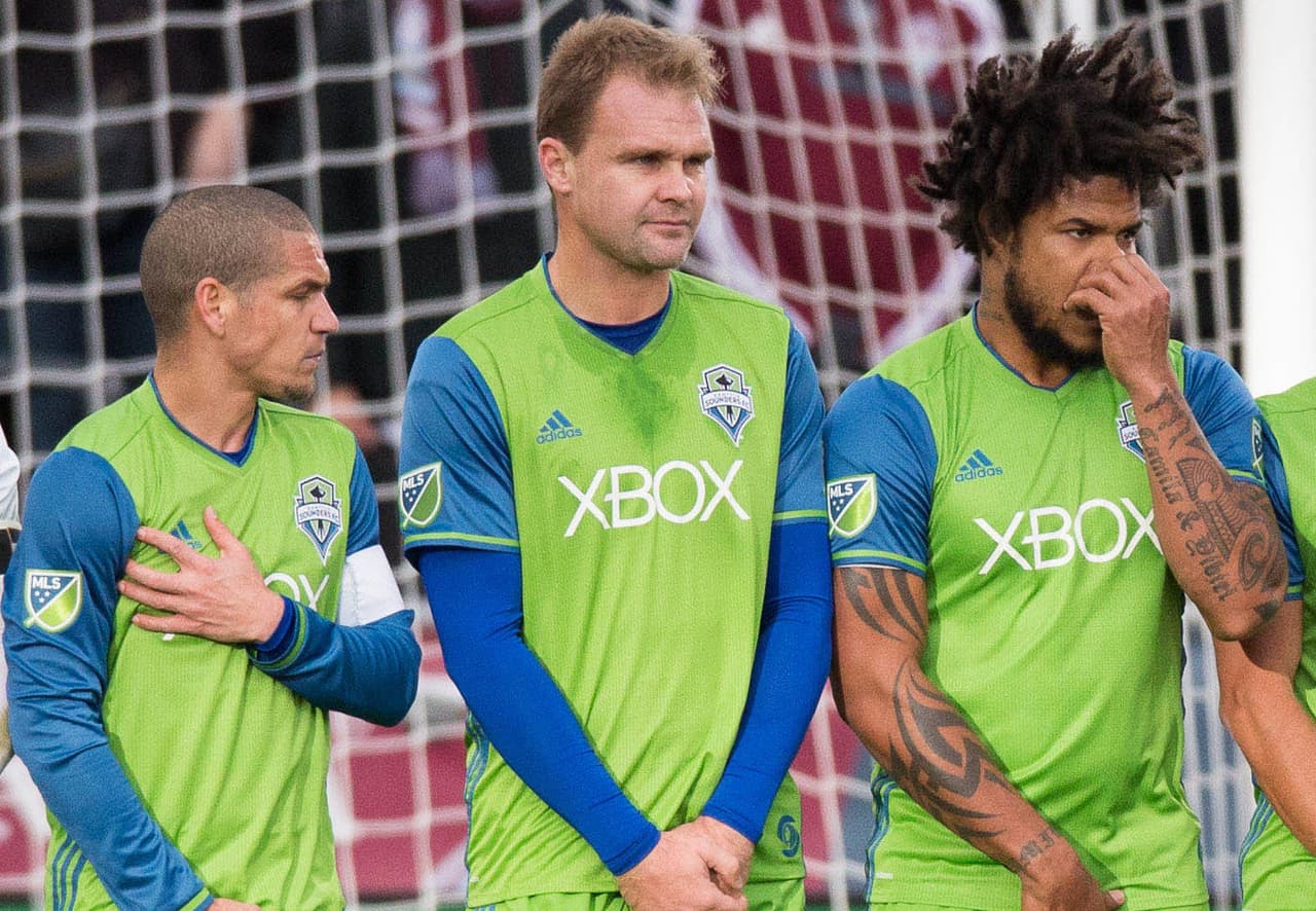 Osvaldo Alonso y Román Torres no jugarían para Seattle Sounders ante Santa Tecla.