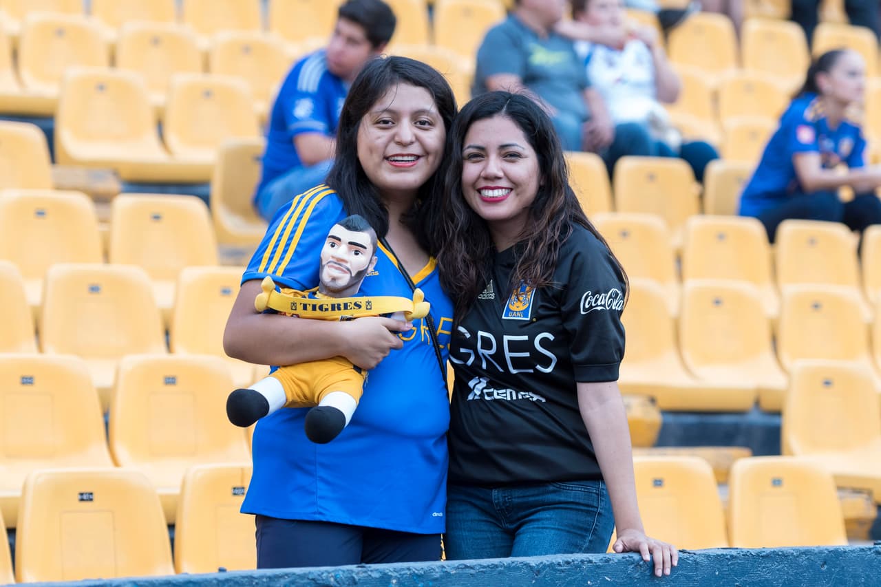 Tigres es el actual campeón del fútbol mexicano y su afición juega un papel fundamental en el éxito del equipo. Siempre leales, siempre creativos para apoyar a los suyos.