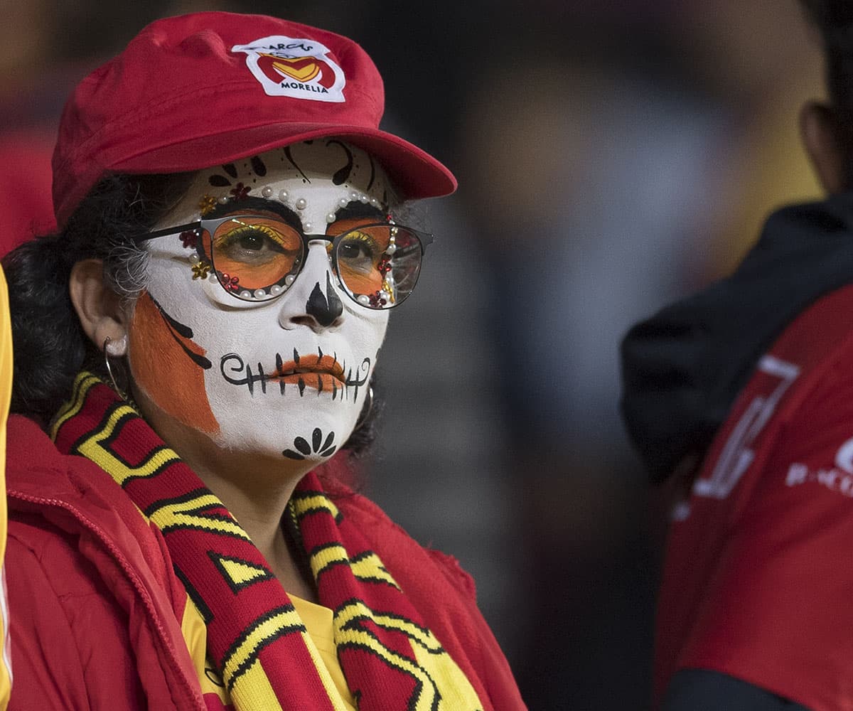 Foto durante el partido Morelia vs Tigres correspondiente a la jornada 15 del torneo Apertura 2018 de la liga BBVA Bancomer realizado en el estadio Morelos. EN LA FOTO: