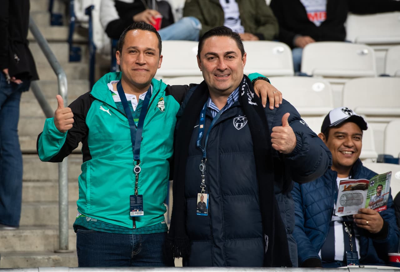 Este es el ambiente que hubo momentos antes del silbatazo inicial en el choque de Liguilla entre Monterrey y Santos Laguna.