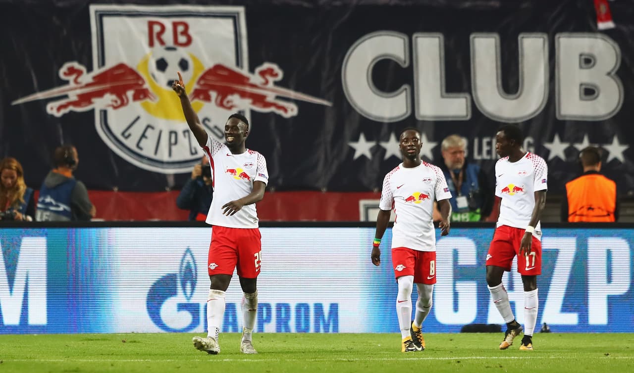 Al minuto 41, Augustin marcó el tercer gol, el 3-1, para Leipzig en una arremetida sorpresiva y luego de un error de la defensa visitante.