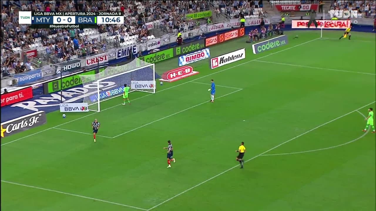 ¡GOL!  anota para Monterrey. Germán Berterame