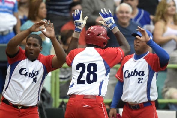 No obstante, los cubanos demostraron su veteranía en torneos internacionales para adjudicarse su primer título de Serie del Caribe en 55 años.