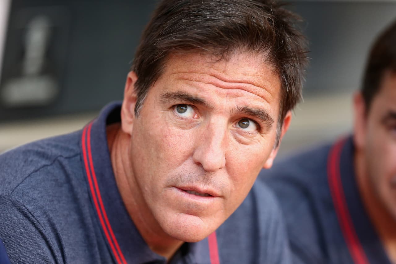 Eduardo Berizzo volvió a los entrenamientos con el Sevilla tras operación