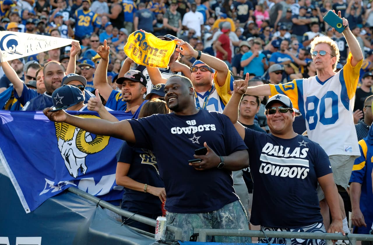Mira a los aficionados de la NFL durante la primera semana de la pretemporada.