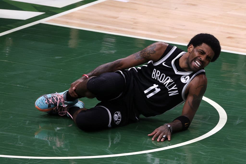 Bucks empatan serie ante unos Nets que sufren por la lesión de Kyrie Irving  