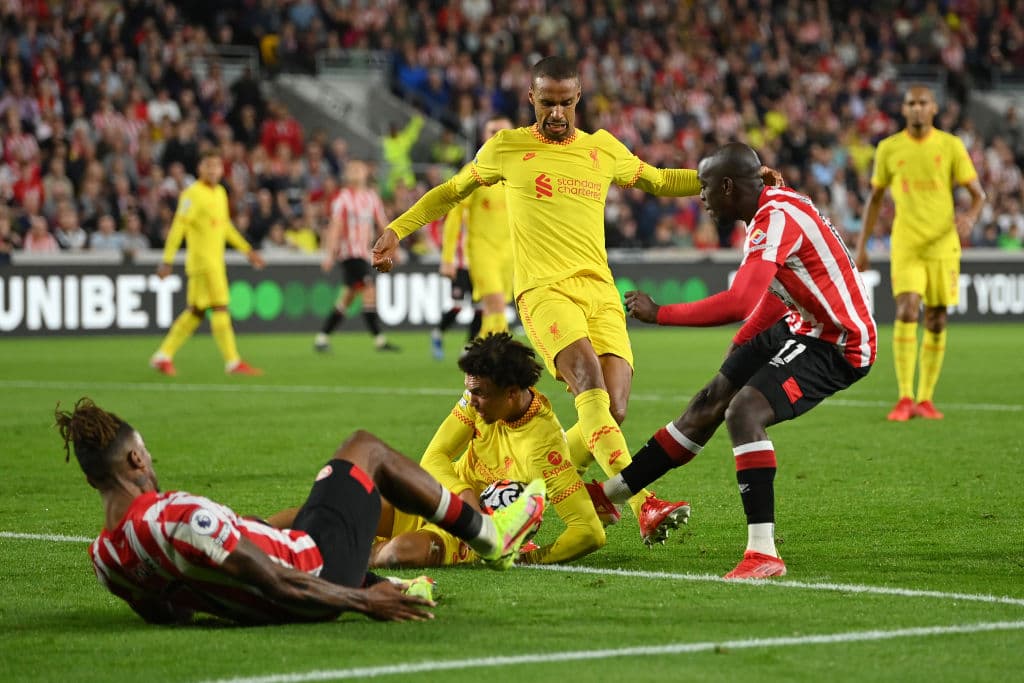 Brentford tiene que venir de atrás en más de una ocasión para firmar el empate 3-3 frente al Liverpool.