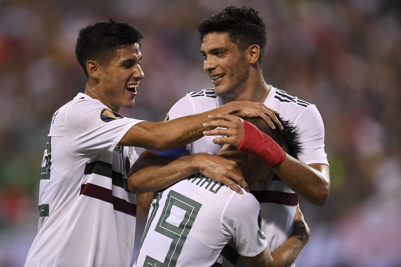 Ese 3-1 le daba una tranquilidad al equipo mexicano, que sentía de nuevo la superioridad de su jerarquía y tradición en el resultado.