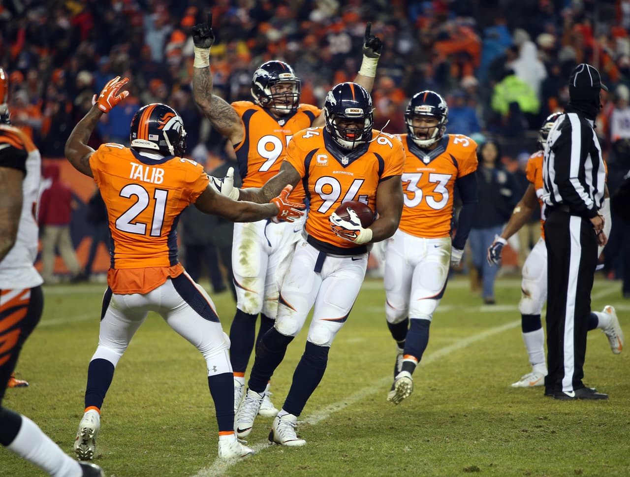 3 DENVER BRONCOS Los triunfos curan cualquier mal. Antes del partido ante Cincinnati había una nube de incertidumbre. Podían ser el mejor equipo de la AFC o quedar fuera de los playoffs, con todo y Peyton Manning en la silla de acusados. La victoria sobre los Bengals les inyectó ánimo que puede ser crucial en los playoffs.