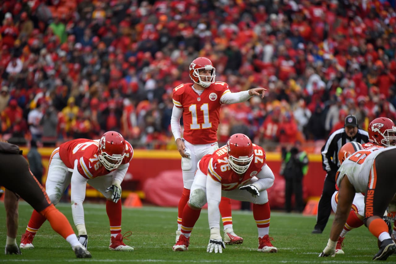 4 KANSAS CITY CHIEFS Ligaron 9 victorias y están en los playoffs. Un equipo que parecía destinado al fracaso, ahora es una escuadra exitosa. Viven una temporada especial donde se suponía no iban a ganar nada, por eso no les importa ganar bonito o feo.
