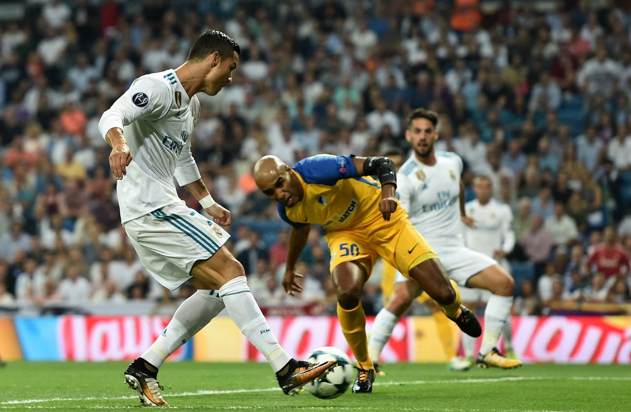 Cristiano Ronaldo aprovechó una jugada con Gareth Bale al minuto 12 de juego para abrir la ventaja.
