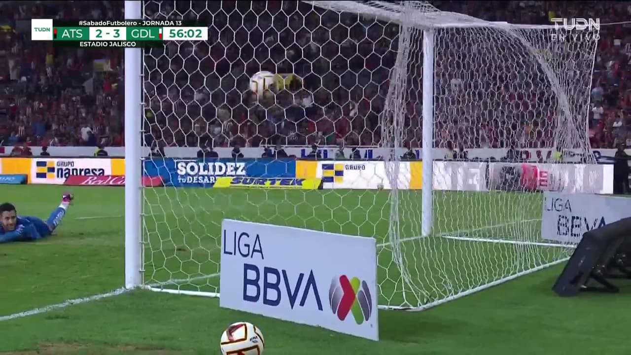 ¡TIRO ATAJADO! disparo por Julio Furch.