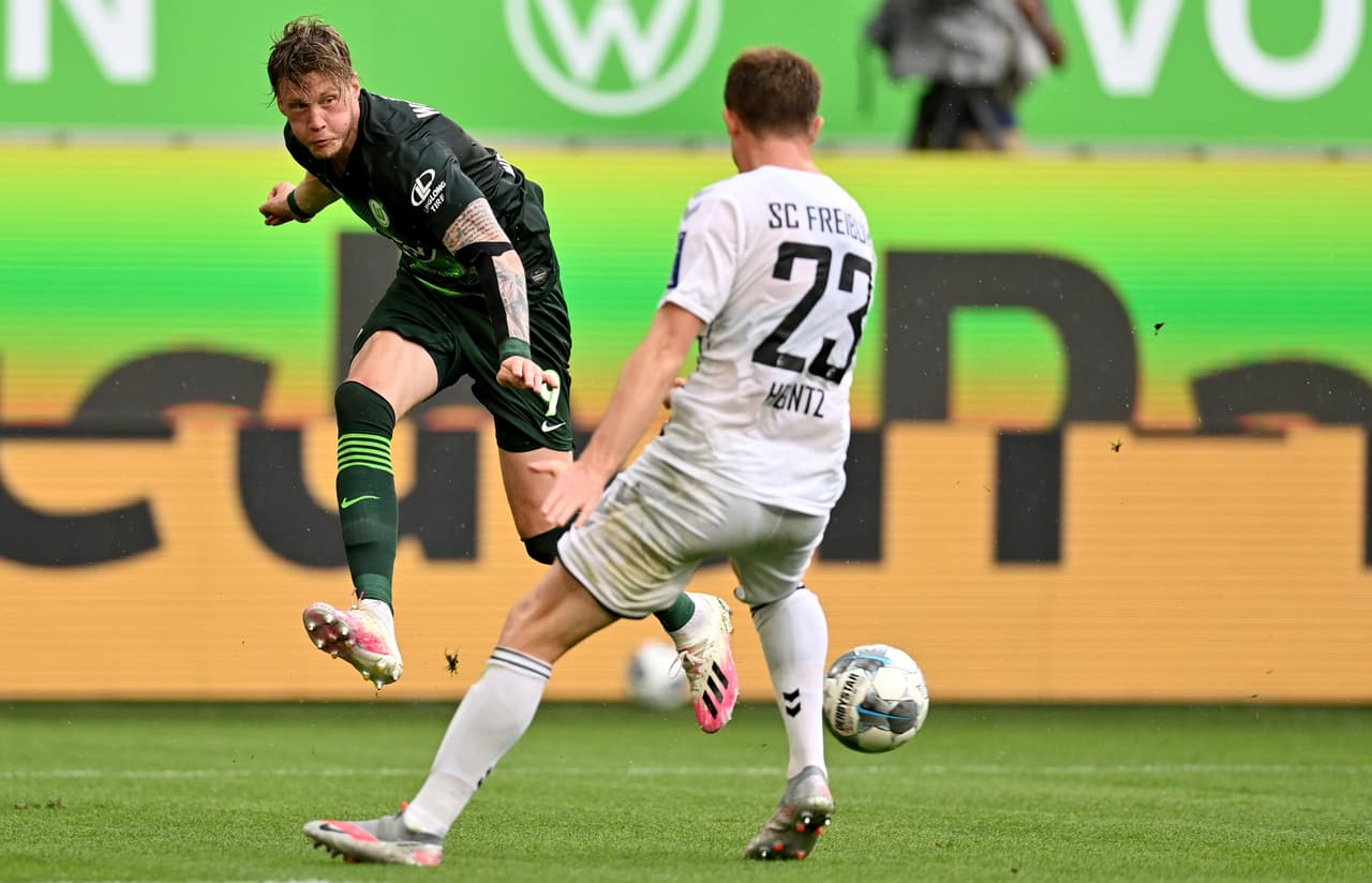 El primer tanto del encuentro cayó al 14', por conducto de Wout Weghorst.