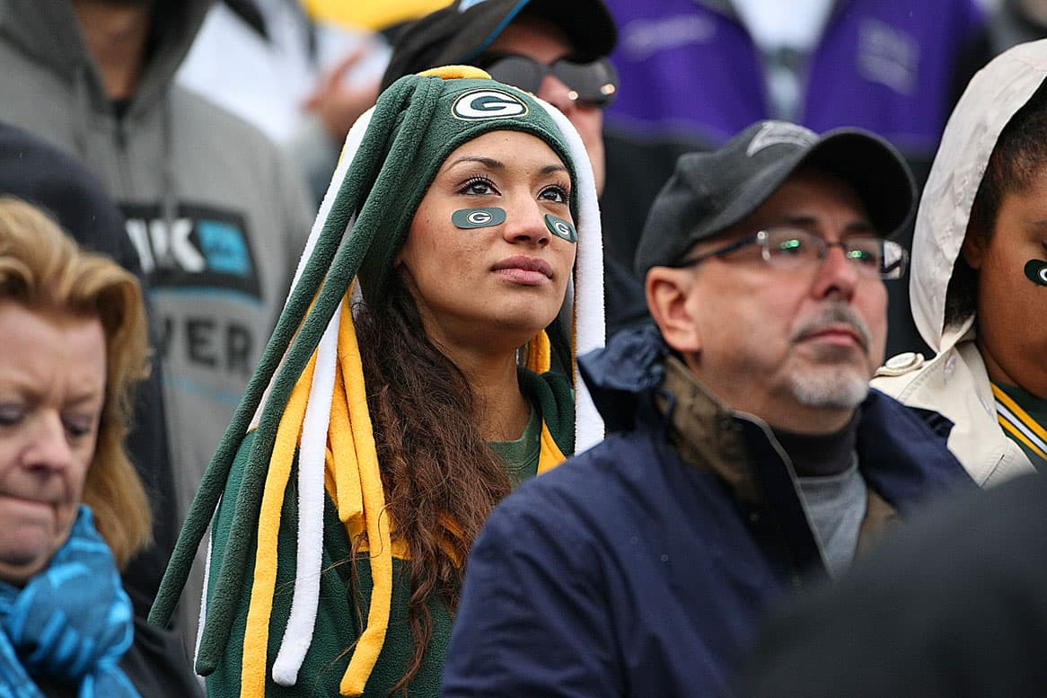 El juego entre Carolina y Green Bay de la semana 9 de la NFL tuvo varias imágenes que no se vieron en primera instancia, aquí te presentamos las mejores de ellas.