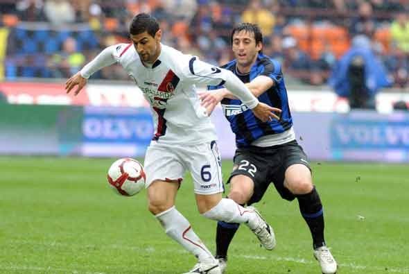 Inter de Milán recibió al Bolonia, con la obligación de ganar ante la presión de sus seguidores.