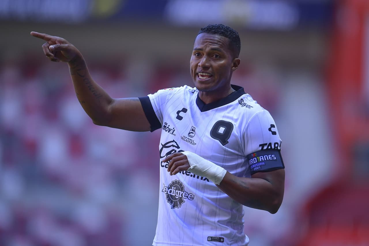 Antonio Valencia se retira del futbol como jugador de Querétaro