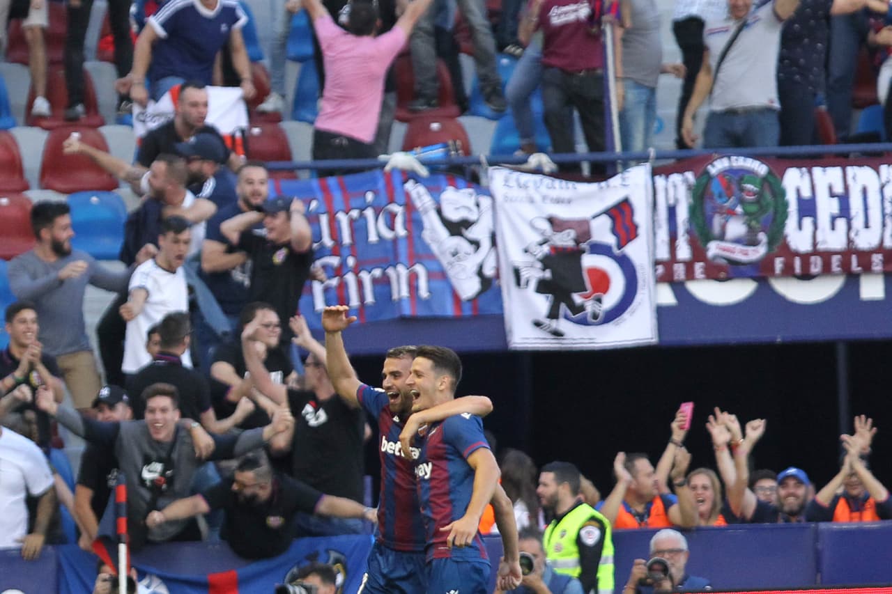 Messi (38’) cobró un penal y abrió el marcador. Gómez (61’), Mayoral (63’) y Radoja (68’) propinaron la goliza.