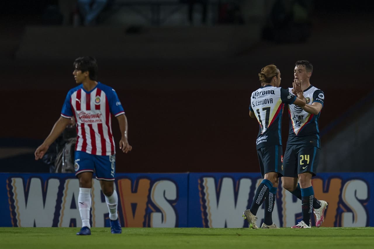Así fue el festejo de Federico Viñas luego del gol del descuento.