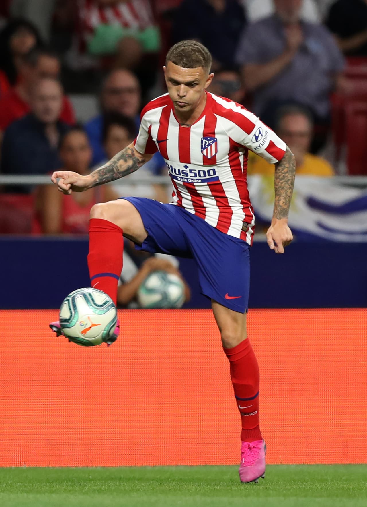 Otro nuevo futbolista del Atlético de Madrid que lució fue el lateral inglés Kieran Trippier.