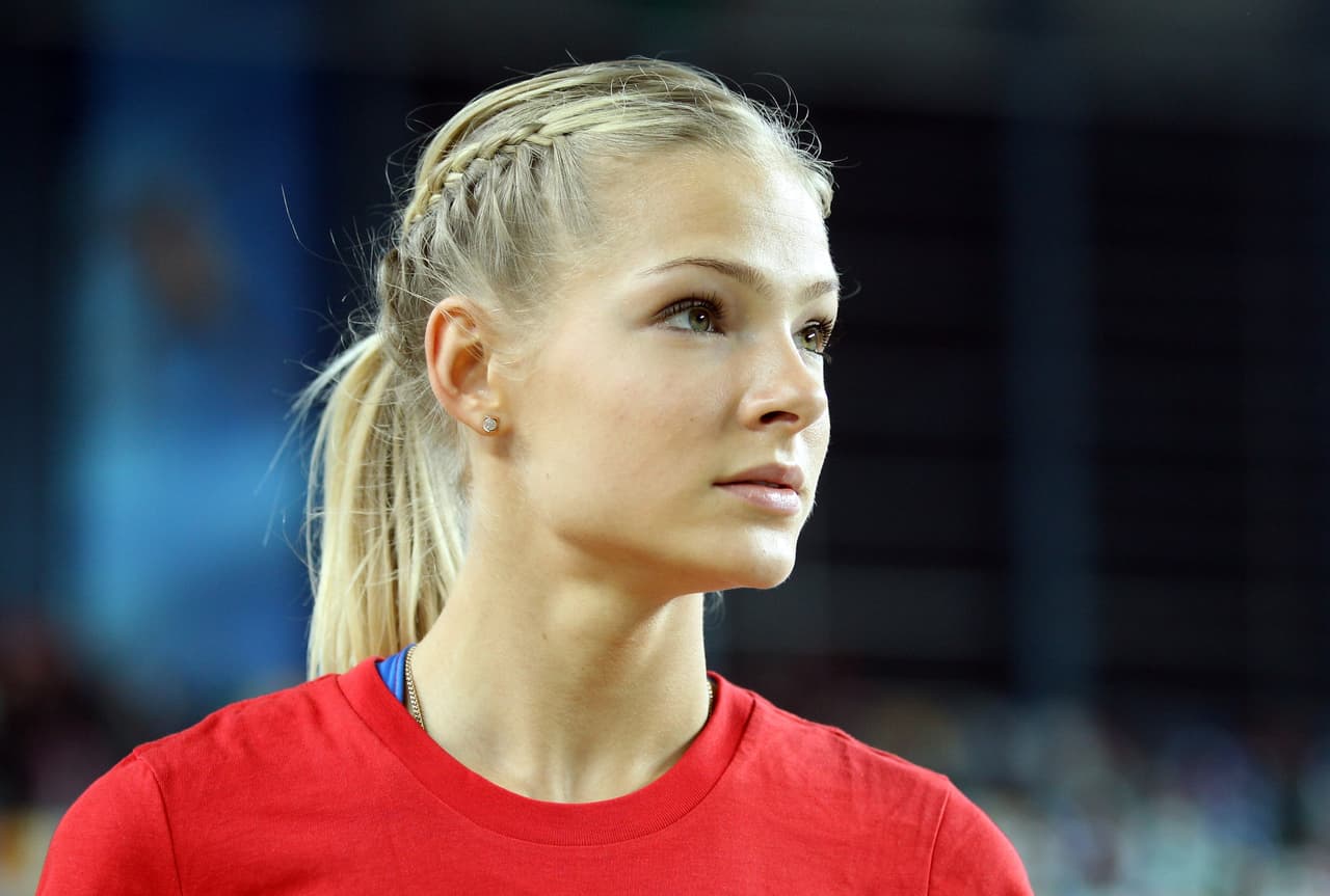 La rusa Daria Klishina es una atleta de salto de longitud que ha representado en su país en Mundiales y Juegos Olímpicos, con un gran rendimiento deportivo. Sin embargo, su hermoso rostro y cuerpo atlético la han convertido en un referente pretendido por las revistas de entretenimiento. Una belleza espectacular.