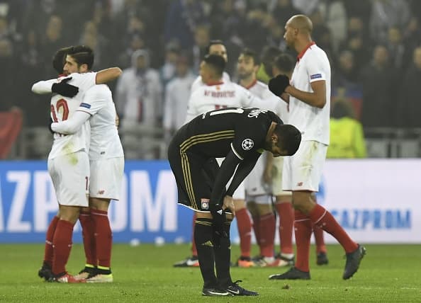 Sevilla rescata un punto ante el Lyon y se mete a octavos de final