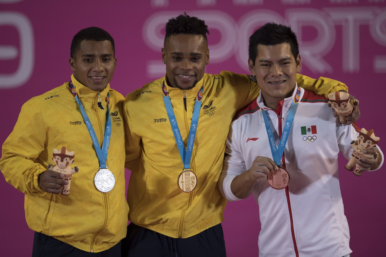 Antonio Méndez, bronce en levantamiento de pesas