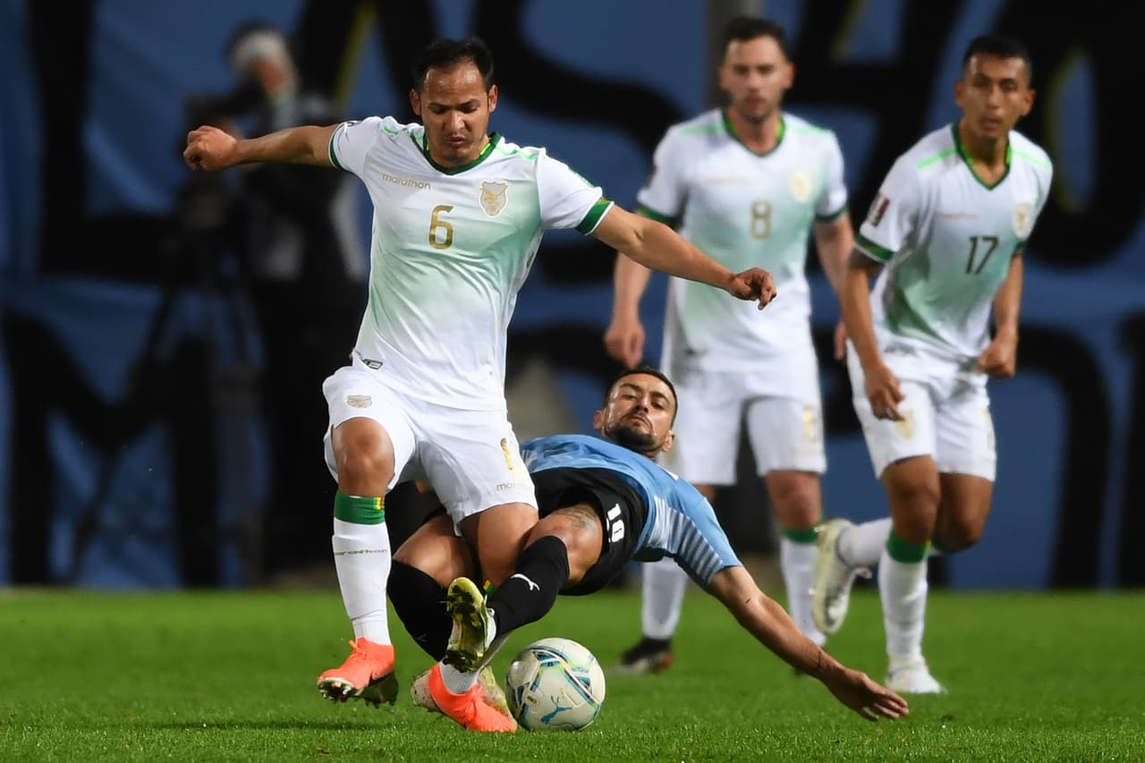 De Arrascaeta marcó un doblete que ayudó para que Uruguay se impusiera a Bolivia que apretó al final pero no le alcanzó.