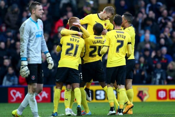 Victoria del Watford sobre el Blackburn Rovers en la Championship.