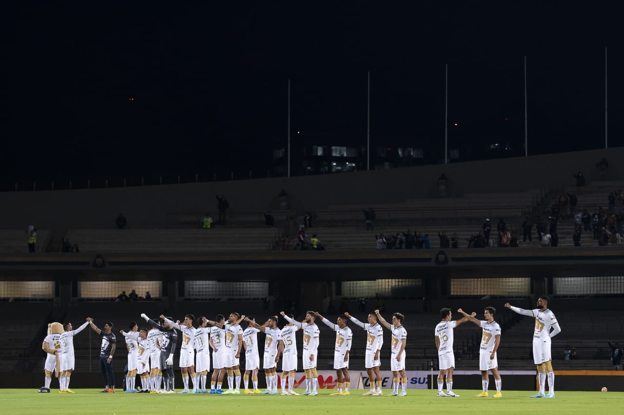 Pumas UNAM empata ante Deportivo Toluca en el Estadio de Ciudad Universitaria dentro de la Copa Sky y con los goles de Carlos González y Juan Dinenno se anota por primera vez en el torneo de pretemporada.