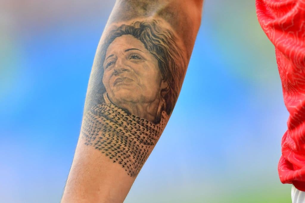 El suizo Ricardo Rodríguez y su tatuaje en el brazo derecho.