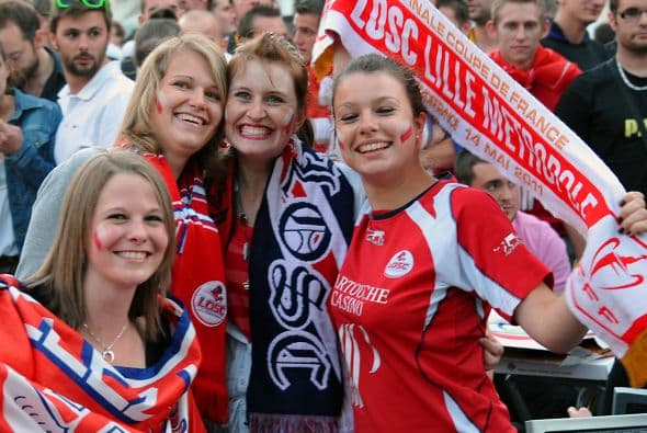 Las mujeres dijeron presente en las tribunas.