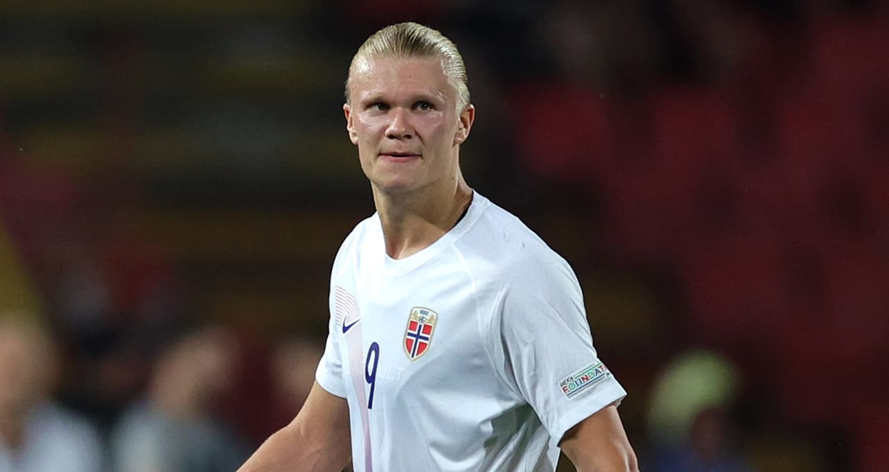 Haaland acusa a Milosevic de llamarlo "pu..." y amenazarlo con romperle el pie