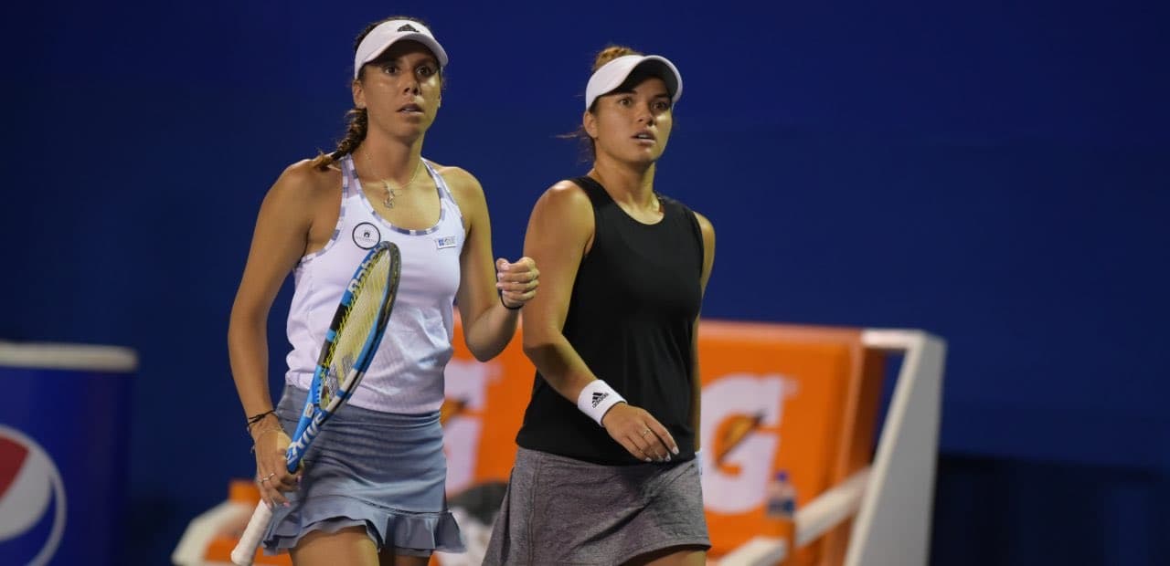 La mexicana Giuliana Olmos y la estadounidense Krawczyk disputarán la final de dobles femenino tras derrotar a la dupla Dolehide-Sharma.