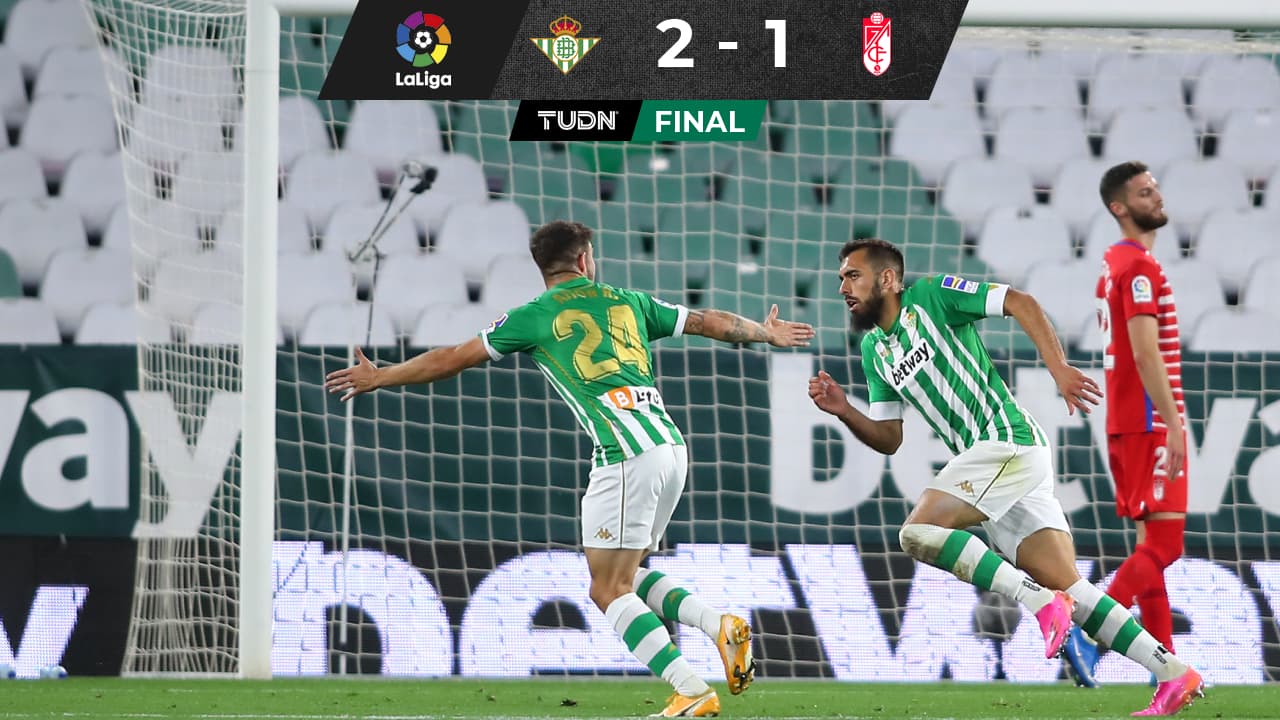 Betis gana con polémica al Granada después de dos meses