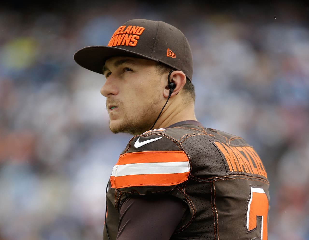 SAN DIEGO, CA - OCTOBER 04: Quarterback Johnny Manziel #2 of the Cleveland Browns looks on from the sideline against the San Diego Chargers at Qualcomm Stadium on October 4, 2015 in San Diego, California. The Chargers defeated the Browns 30-27. (Photo by Jeff Gross/Getty Images)