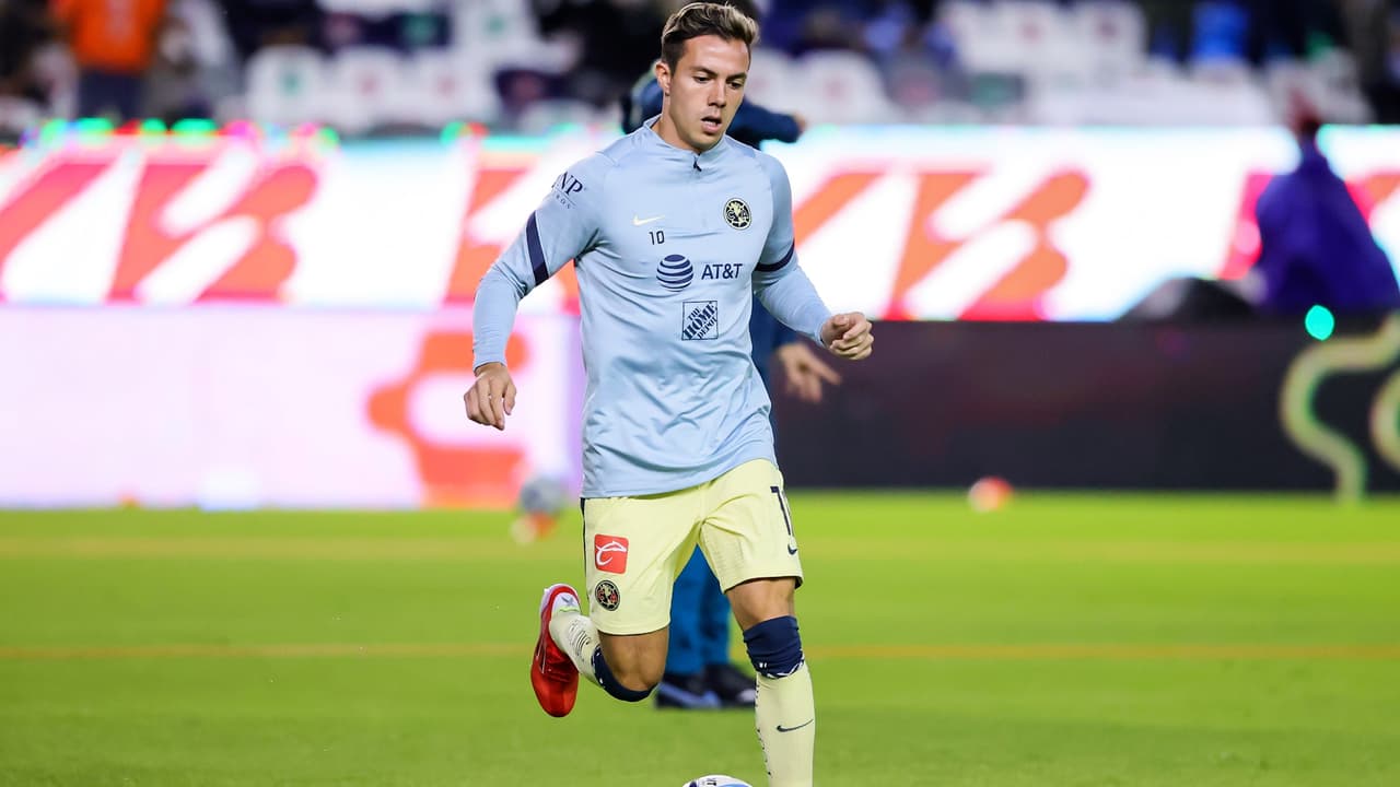 Sebastián Córdova dio un 'recordatorio' a fans de Pumas