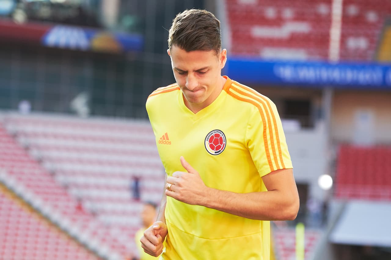 La más reciente adición a est alista fue el colombiano
<b>Santiago Arias</b>, quien durante la fecha FIFA resultó lesionado en el juego en el que su equipo ganó por 2-1 ante Venezuela.