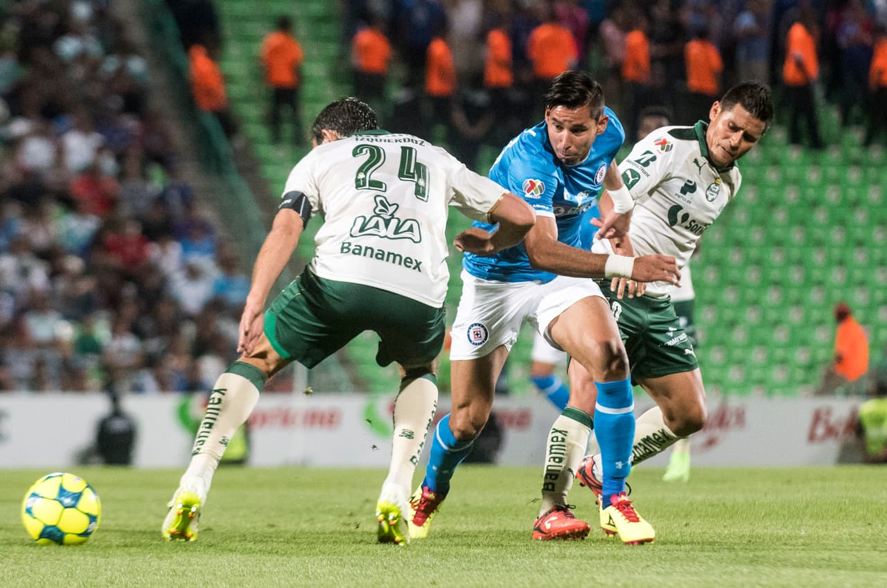 El partido no tuvo modificaciones y Cruz Azul supo mantenerse en ventaja, tomando un aire en el fútbol mexicano.