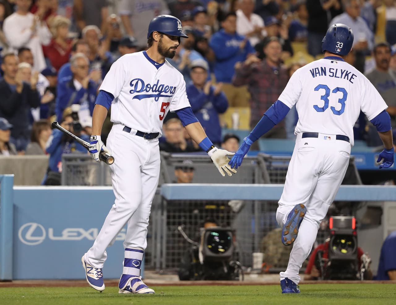 COL 2 – 4 LAD: Scott Van Slyke conectó un cuadrangular solitario para apoyar a la ofensiva de su equipo.